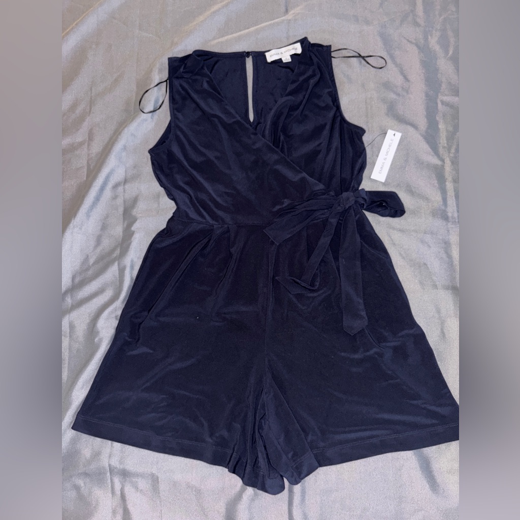 Emma And Michele Navy Blue Sleeveless Romper Shorts W/Pockets Women’s Size Small